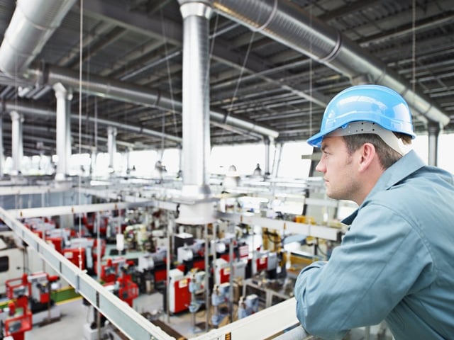 3 Ways Manufacturing Companies Can Improve Communication During a Crisis.jpg